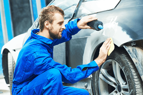 Auto Body Mechanics: A Career in Car Repair and Restoration