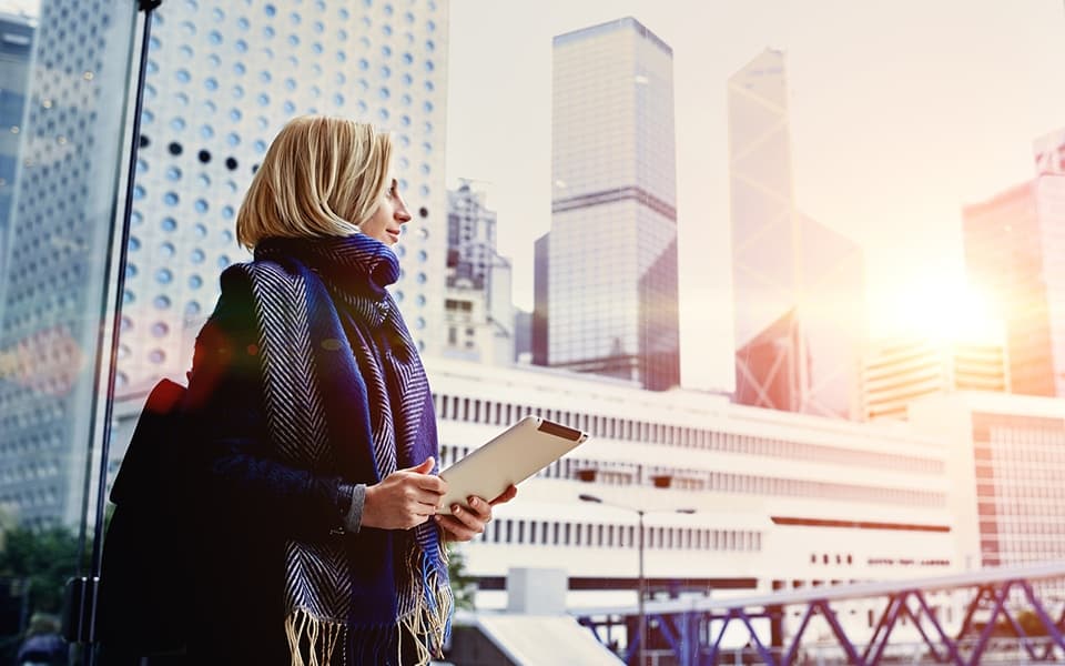 24 HandsOn Jobs That Pay Well & Require Little Schooling