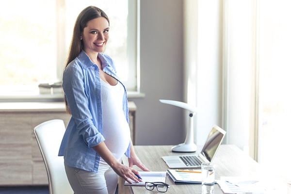32 Good Jobs for Pregnant Women (& How to Get Hired)
